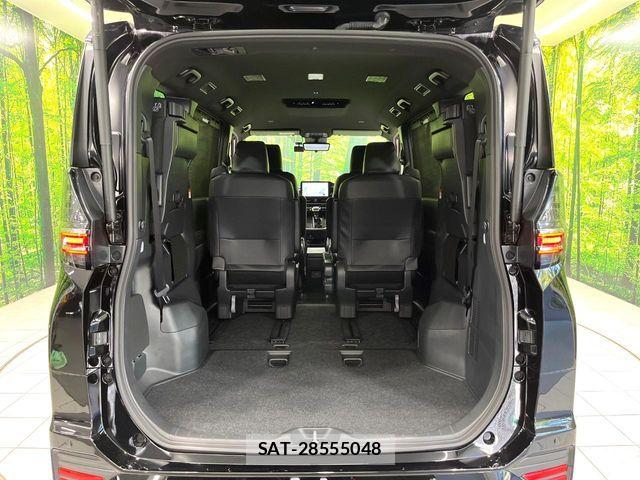 Toyota VOXY 2024-11 8629620-10