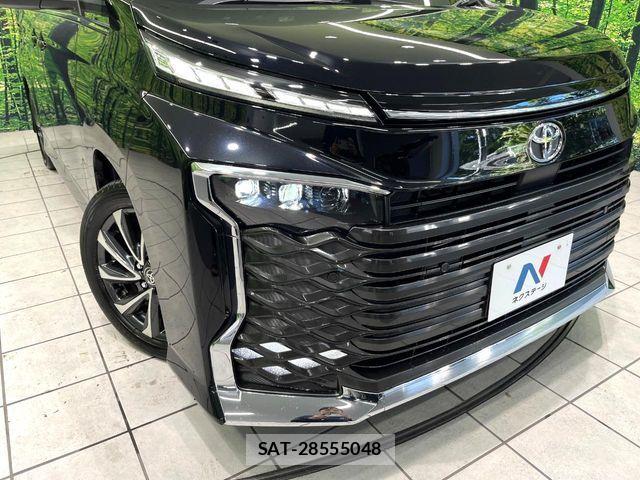 Toyota VOXY 2024-11 8629620-12