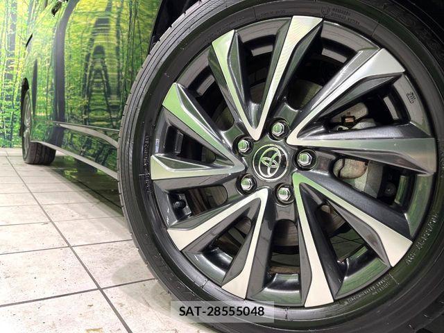 Toyota VOXY 2024-11 8629620-13