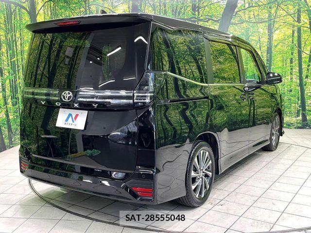 Toyota VOXY 2024-11 8629620-17