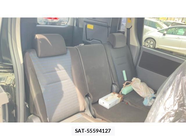 Toyota VOXY 2010-02 8629672-9