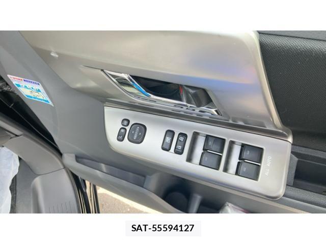 Toyota VOXY 2010-02 8629672-12