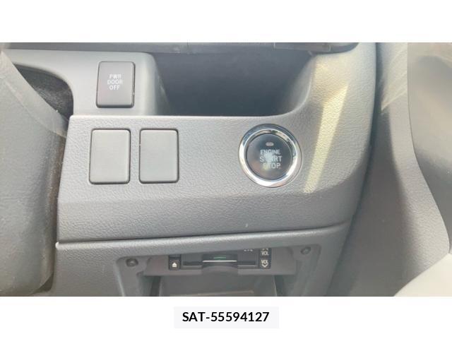 Toyota VOXY 2010-02 8629672-15