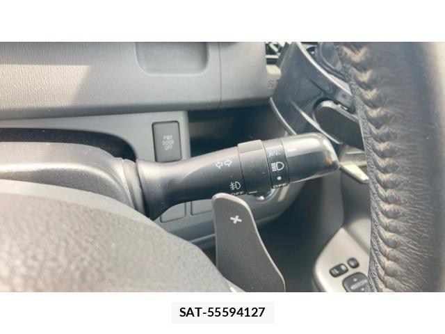Toyota VOXY 2010-02 8629672-16