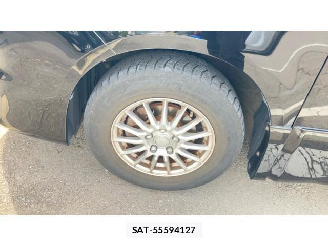 Toyota VOXY 2010-02 8629672-4