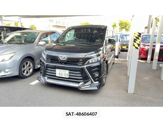 Toyota VOXY 2019-04 8629629-0