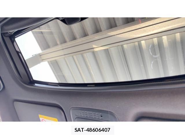 Toyota VOXY 2019-04 8629629-9