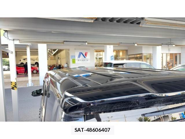 Toyota VOXY 2019-04 8629629-20