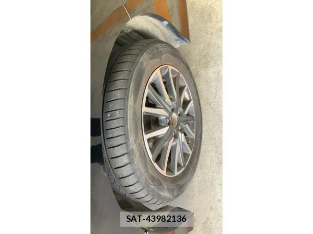 Toyota VOXY 2015-09 8629664-5
