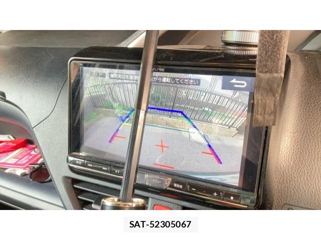 Toyota VOXY 2016-03 8629661-10