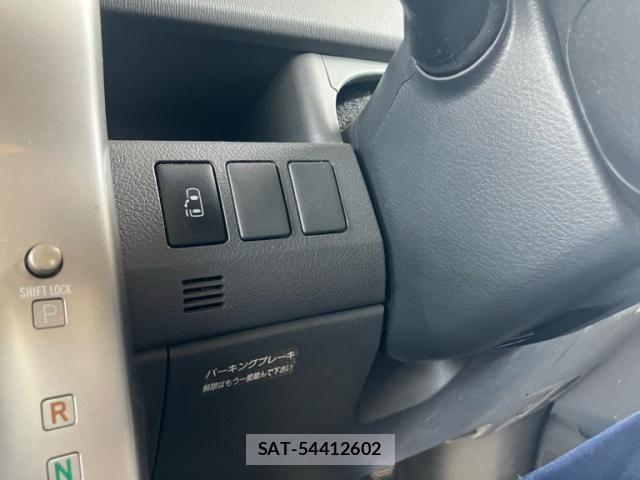 Toyota VOXY 2008-07 8629677-20