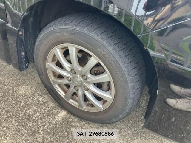 Toyota VOXY 2013-12 8629671-9