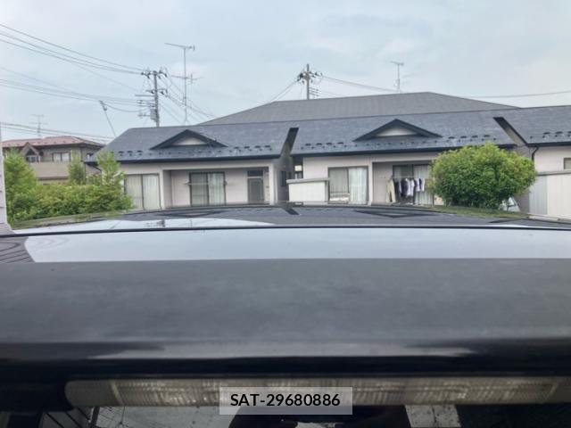 Toyota VOXY 2013-12 8629671-12
