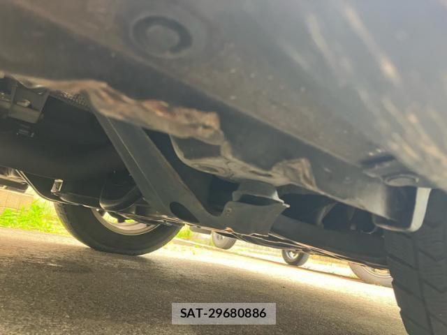 Toyota VOXY 2013-12 8629671-25