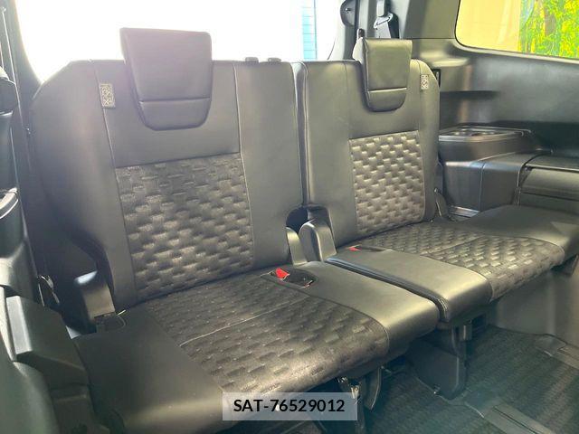 Toyota VOXY 2023-09 8629619-9