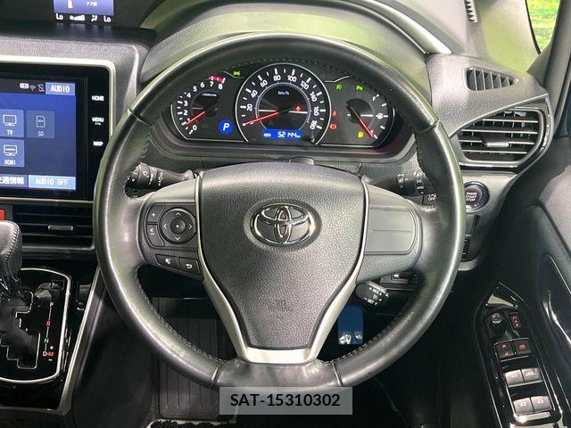 Toyota VOXY 2019-03 8629630-11