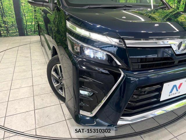 Toyota VOXY 2019-03 8629630-12