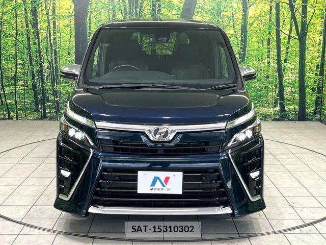 Toyota VOXY 2019-03 8629630-14