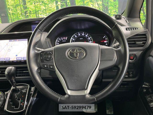 Toyota VOXY 2015-12 8629659-12