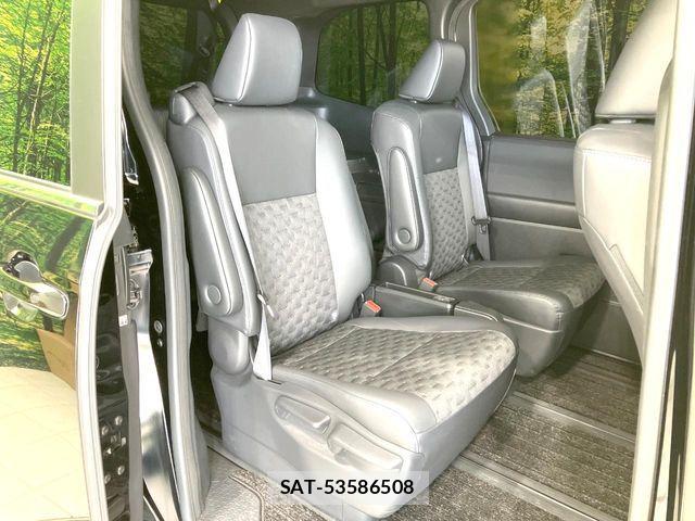 Toyota VOXY 2024-09 8629617-8