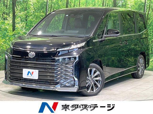 Toyota VOXY 2023-03 8629618-0