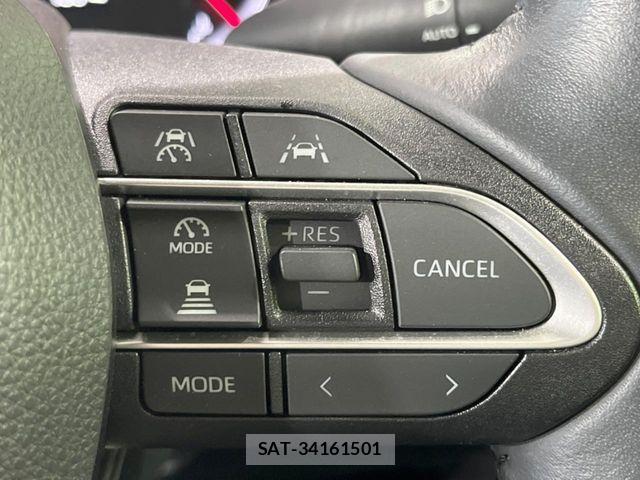 Toyota VOXY 2023-03 8629618-5