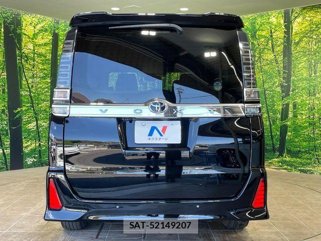 Toyota VOXY 2021-12 8629626-15