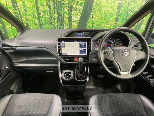 Toyota VOXY 2021-12 8629626-1