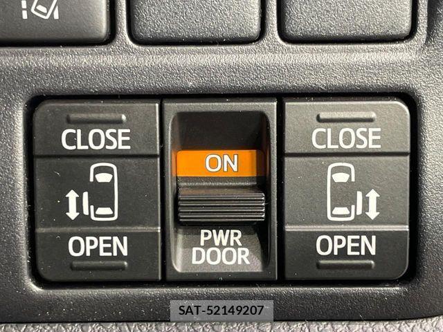 Toyota VOXY 2021-12 8629626-6
