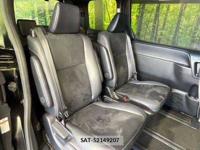 Toyota VOXY 2021-12 8629626-8