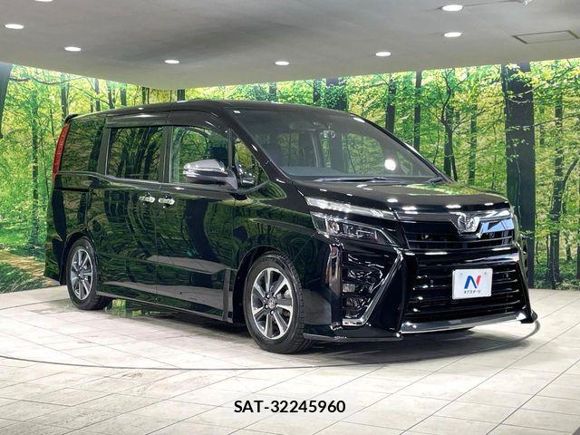 Toyota VOXY 2020-08 8629622-16