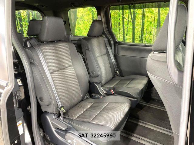 Toyota VOXY 2020-08 8629622-8