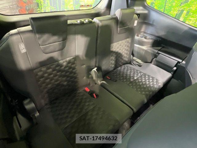 Toyota VOXY 2024-09 8629621-9