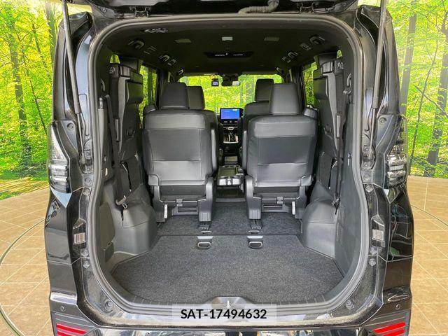 Toyota VOXY 2024-09 8629621-10