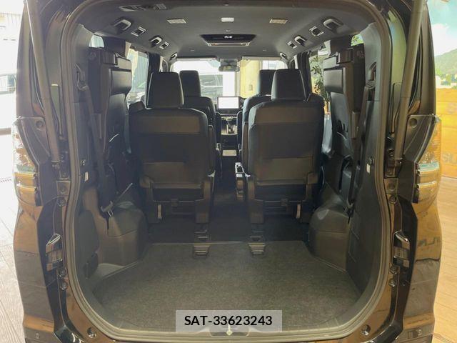 Toyota VOXY 2023-07 8667117-9