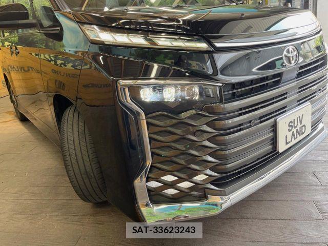 Toyota VOXY 2023-07 8667117-11