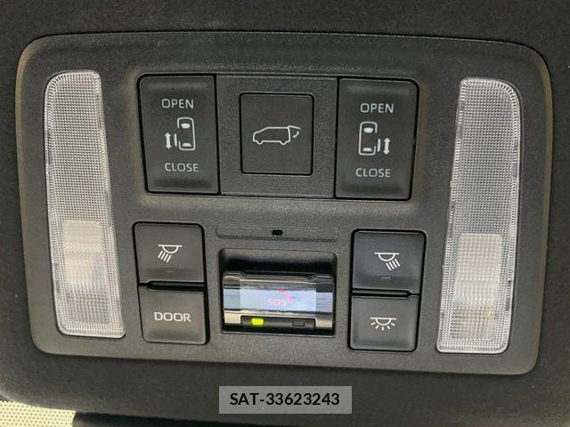 Toyota VOXY 2023-07 8667117-5