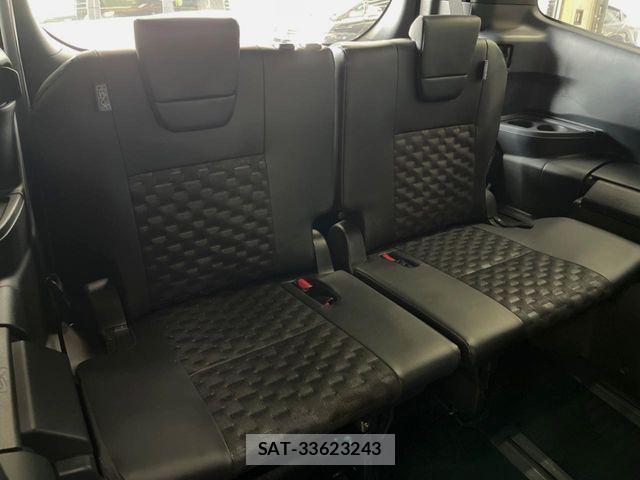 Toyota VOXY 2023-07 8667117-8