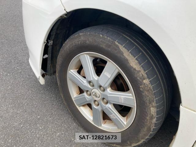 Toyota VOXY 2008-01 8667128-7