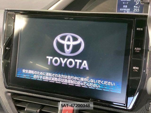 Toyota VOXY 2016-01 8662290-2