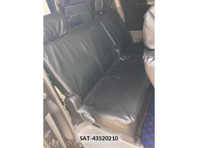 Toyota VOXY 2007-03 8662317-9