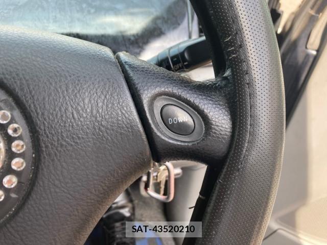 Toyota VOXY 2007-03 8662317-13