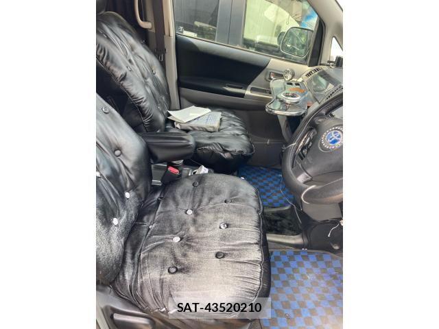 Toyota VOXY 2007-03 8662317-8