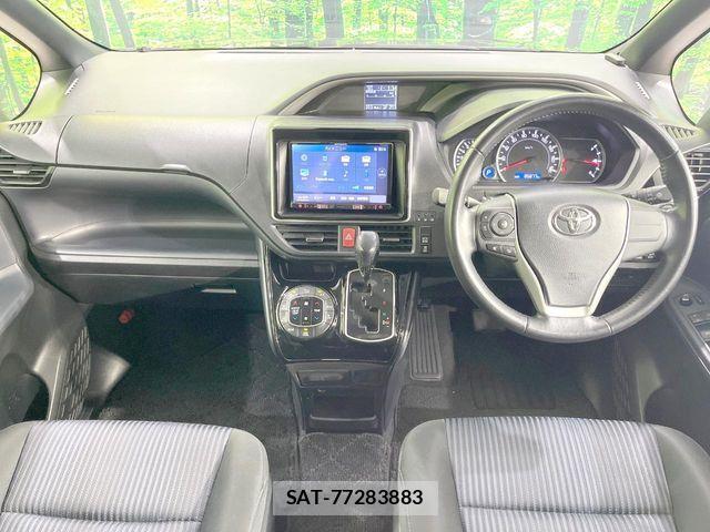 Toyota VOXY 2016-11 8662283-1
