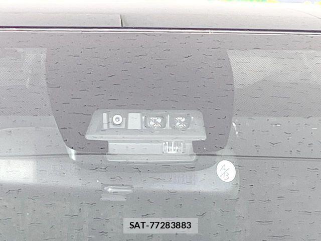 Toyota VOXY 2016-11 8662283-6