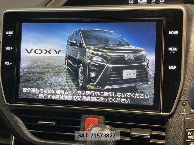 Toyota VOXY 2019-02 8662284-3