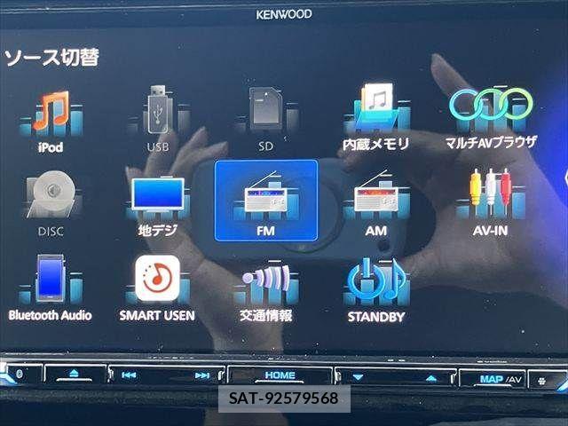 Toyota VOXY 2019-08 8667121-5