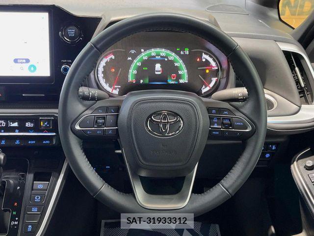 Toyota VOXY 2025-05 8662264-10