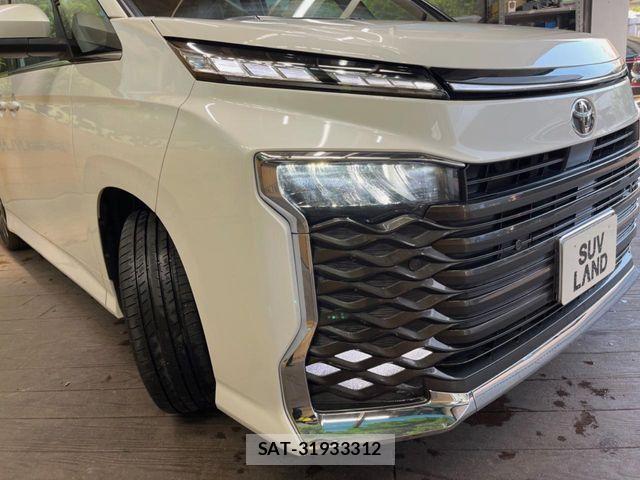 Toyota VOXY 2025-05 8662264-11