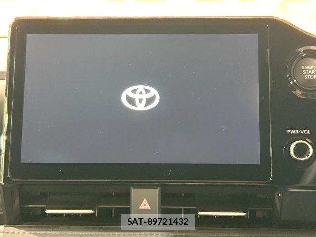 Toyota VOXY 2024-10 8667116-2